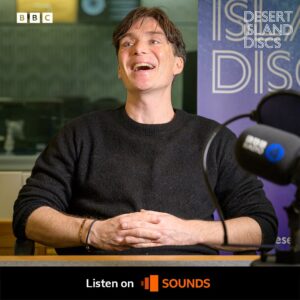 Lauren Laverne Instagram - Our latest castaway to the desert island is Cillian Murphy.

The Oppenheimer and Peaky Blinders star shares the soundtrack of his life with @laurenlaverne 

Desert Island Discs | Listen on BBC Sounds