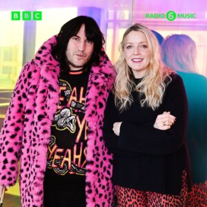 Lauren Laverne Instagram - From CGI ghosts to shooting in a cemetery 👻

Noel Fielding spoke to Lauren about his new comedy The Completely Made-Up Adventures of Dick Turpin.

Listen now on @bbcsounds by tapping the link in our bio ⬆️