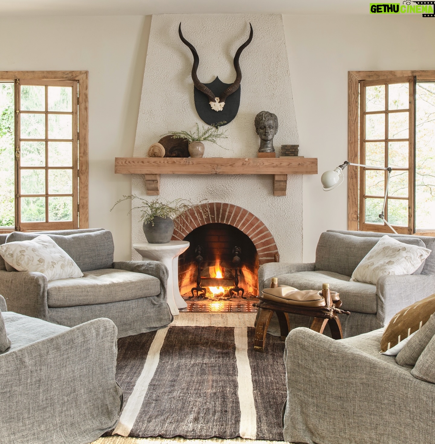 Lauren Liess Instagram - I love a good 4 chair room π€ {these chairs have moved to 4 houses with us but this next time Iβm not sure if we have room for them ππ } photo from my book #feelslikehome which is all about how I got started designing, shows all of our past homes & how we made most of the same furniture work in various architectural styles, and of course is filled with some of my favorite projects by our design firm π€ π· @helennorman