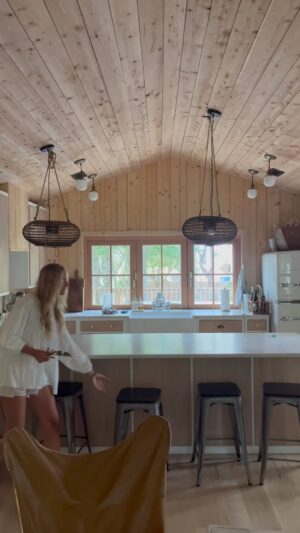 Lauren Liess Instagram - beach life 🤍 a snippet of ours & some of the houses in my next book!!! T minus 4 days and counting until my next book -BEACH LIFE- comes out!!! With interiors photography by @helennorman & nature / life  photography by some of the Outer Banks’ best local photographers this book is some serious  eye candy. {this is one of my favorite songs by a local singer/ songwriter I got lucky enough to meet through an open mic night at the Brogue - @josephelias1998 ) Beach Life available now to arrive next week on pub date!!! I mentioned this in stories, but if you plan to buy the book at some point, buying this week is so helpful to me and the ultimate success of the book because preorders affect future printings, sales channels etc. thank you so much for considering a preorder and to all of those of you who have!!! 🤗

For those of you who take the time to read the text too, this means so much and I wrote it for you... A little beach love story from me to you 🤍🌊

sky above
sand below
peace within
Xo,
Lauren