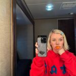 Lauren Lyle Instagram - arts, culture, BITS, BOBS.