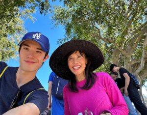 Lauren Tom Instagram - Happy to support @aidswalkla and @projectangelfood with my son and some friends this morning. Eradicating Aids is an important issue to me because back in the 80s when I was a dancer in New York I lost so many friends to this horrible disease. So grateful that scientists have figured out how to help people who have tested positive live long lives. 
@projectangelfood prepares and delivers over 1 million meals per year to folks impacted by serious illness. #foodislove❤️