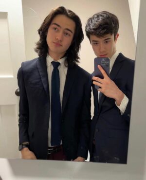 Lauren Tom Instagram - How the heck did I get so lucky? #nationalsonsday No words for how much I love these two…❤️