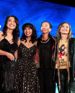 Lauren Tom Instagram - Still flying high from such a beautiful event celebrating the 30th anniversary of the Joy Luck Club, and the accomplishments of the #Aapi community. Grateful to @goldhouseco @bingchen to be honored and included. The photographers at the event were amazing and I wanted to share some more of their work. @sthanlee @thisisge @danielseunglee #goldgala ❤️