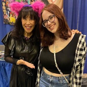 Lauren Tom Instagram - What a wonderful time I had this past weekend at @ricomicconofficial seeing old friends and making new ones. 🥰
Many thanks to all the fans who came out to share memories of their childhoods spent watching some of my cartoons, and to chat about #Friends and losing Matthew Perry. 
 I will cherish all the love, kind words, and gifts I received from this extraordinary group of generous folks. 
You lifted me up even further when you donated a total of $360 to my favorite charitable organization, @homeboyindustries 
Thanks, @ricomicconofficial for inviting me!
Until I see you again, stay strong and healthy!! ❤️❤️