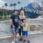Lauren Williams Instagram - Fam day at Universal Studios 🤗 #florida #orlando #universalstudios #fun #minions #thesimpsons #voodoo #myboys @lokeys910