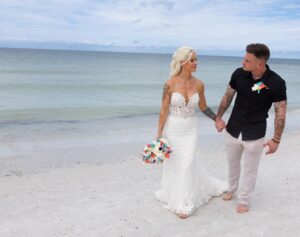 Lauren Williams Instagram - I Give My Hand To You With All My Heart.

I Can’t Wait To Live My Life With You.

I Can’t Wait To Start. ❤️

I Married The Love Of My Life On October 1st, 2023 And It Was The Most Perfect Day Ever. To Say We Are Blessed Is An Understatement.

You Are My Soulmate, My Rock, My Love. We Are Meant To Be. 🥰

📸 @ohsnapalliemac