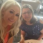 Lauren Williams Instagram - Happy Mothers Day to all the wonderful mamas out there including mine @terri9517 💖 We had such a beautiful day today!! @lokeys910 always be spoiling me 🤗💐💐💐