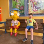Lauren Williams Instagram - Fam day at Universal Studios 🤗 #florida #orlando #universalstudios #fun #minions #thesimpsons #voodoo #myboys @lokeys910