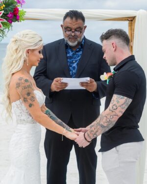 Lauren Williams Instagram - THE DRESS and the wedding of my dreams 🥰🥰
