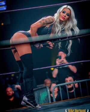 Lauren Williams Instagram - #Iconic 😘🍑