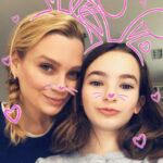 Laurie Holden Instagram – Bunny Babes. 🐰🐰🐰
#happyeaster #toronto @_audreyantonio_ @_bellaantonio