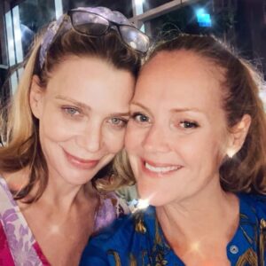 Laurie Holden Instagram - Amazing night out- reuniting with one of my besties in the whole wide world. #love #friendship #itallbeganinfrance