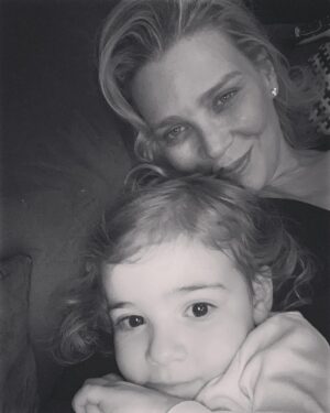 Laurie Holden Instagram - Auntie Laurie #oliveface #yo #saturdays