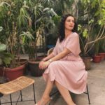 Lavina Tandon Instagram - Left Right Left . . . . . Sharing my profile above !!! #workstills #ad #harpic #paidpromotion #actor #actorslife #workmode #lovemyjob