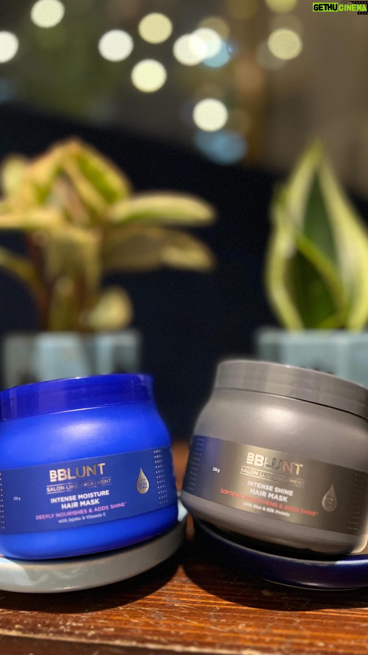 Lavina Tandon Instagram - Hey guys Are you also struggling with dry, dull, and lackluster hair? Well, then I have a solution for you! . . . Tadaaaaa . . . Presenting to you my all-new favorite, BBLUNT Intense Shine Hair Mask which will not only nourish your hair deeply but also make it softer, smoother, and shinier just like you love it in 10 minutes. This hair mask is formulated with Rice & Silk Protein, which penetrates deeply into the hair shaft and improves the texture of your strands while also boosting the elasticity. This beautiful hair mask comes with an Ultimate Shine Tonic that adds a glossy shine to your hair giving you a feeling that you just left the salon! The best part of this hair mask is that it is crafted especially for Indian hair types, of various textures, and lengths. So what are you waiting for? Get the hair of your dreams with BBlunt today! @bbluntindia