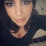 Layla El Instagram - I'm heading to Cali Cali ☺️ I will be at the @thewrestlingguystore between 2 pm - 4 pm today for my first in-person appearance in 5 years. See you soon 💋