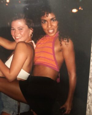 Layla El Instagram - 18 year old me on carnival cruise lines with one of my best friends Nikki. Coming from London I wasn't used to the sun so I of course over-tanned. #tbt #young#carnival