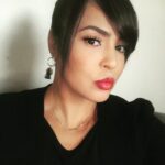Layla El Instagram - It's just one of those days, how are you all on this lazy Sunday. I'm reflecting back to when things were normal! Have a wonderful day muahz