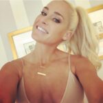 Layla El Instagram - Happy birthday to you happy birthday to You happy birthday dear Chelle happy birthday to Yoooouuu!! Wishing you a wonderful day. To the most hardworking flawless woman I know I Love You ❤️ @mimicalacool