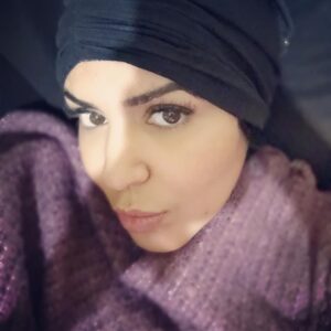 Layla El Instagram - My family are dropping like flies kinda like Tag “you’ve got the flu” plz I don’t want to get sick .... not too sure about my chances at escaping this Flu!! #pray #heathly #greatimmunesystem #fam #snot #coughing #london #cold 💋