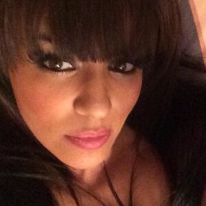 Layla El Instagram - Hope everyone is having a blessed day. ❤️