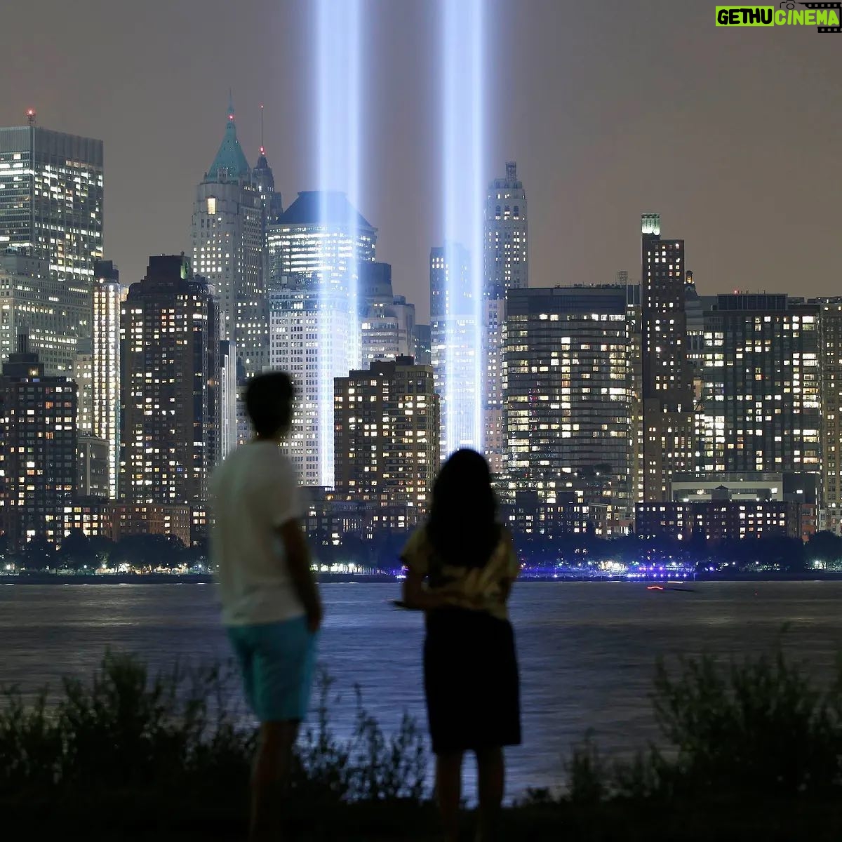 Layla El Instagram - My heart and thoughts go out to anyone who lost someone in this strategic event it still doesn't feel real 20 years later. #2001-2021 #911
