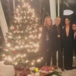 Lea Thompson Instagram – It’s the time for family and friends! I have been really taking time to enjoy this season and the many blessings of food family and love. I am so grateful for my brothers and sisters and my daughters and you guys my insta family Thank you for being part of my life. #happyholidays #happyhanukkah #merrychristmas #blessings🙏 #gratitude