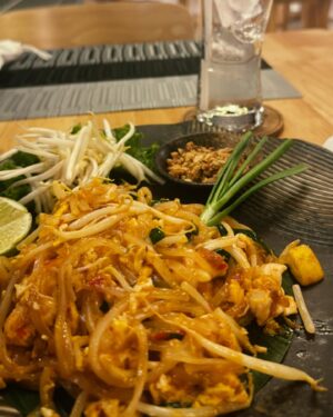 Leah McCourt Instagram - Freedom is the goal 🌎 

Back in my favourite place.  Great training, great company and great food 🩷 🇹🇭