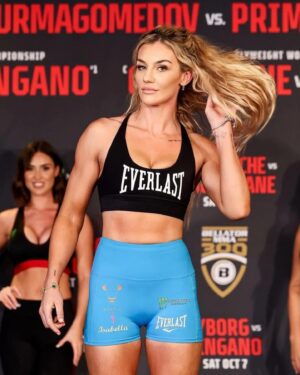 Leah McCourt Instagram - Proud to announce I have signed with @everlast for the fourth year.  The most iconic brand in combat. Beyond grateful to be their only female MMA athlete. 

Thank you to the whole team for their continued support & belief in me to help me get to where I am, through pandemics, setbacks and injuries.  No.1 contender and will be back in style.  Let’s go @everlast #GreatnessIsWitnin