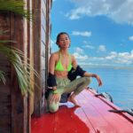 Leah Lewis Instagram - Its been a month since my trip to Brazil and I never got to sharing my trip to Manaus. ❤️✨ I’m smiling here. The suns out. Twinkling even. Right?!!!! But now, we travel backwards through a series of lovely photos to land on the last photo. The devil, the one, the only, delicious fish (and maybe the two guanabana smoothies) that thrusted me into the 9th dimension of becoming acquainted with our hostel toilet in ways I just don’t think I gave my consent for. I wasn’t ready. It got dark man. It really got pitch black in my soul for a good minute. Annnyway!!! We spent 1 whole day doing real activities like real people but also met some incredibly valuable people along the way. @alexialue_ spent everyday being a good egg and supporting every drug store run. sucesso ¿ Food poisoning is just motivation to come back to the Amazon and… do better. Basically ✨🙅🏻‍♀️🇧🇷