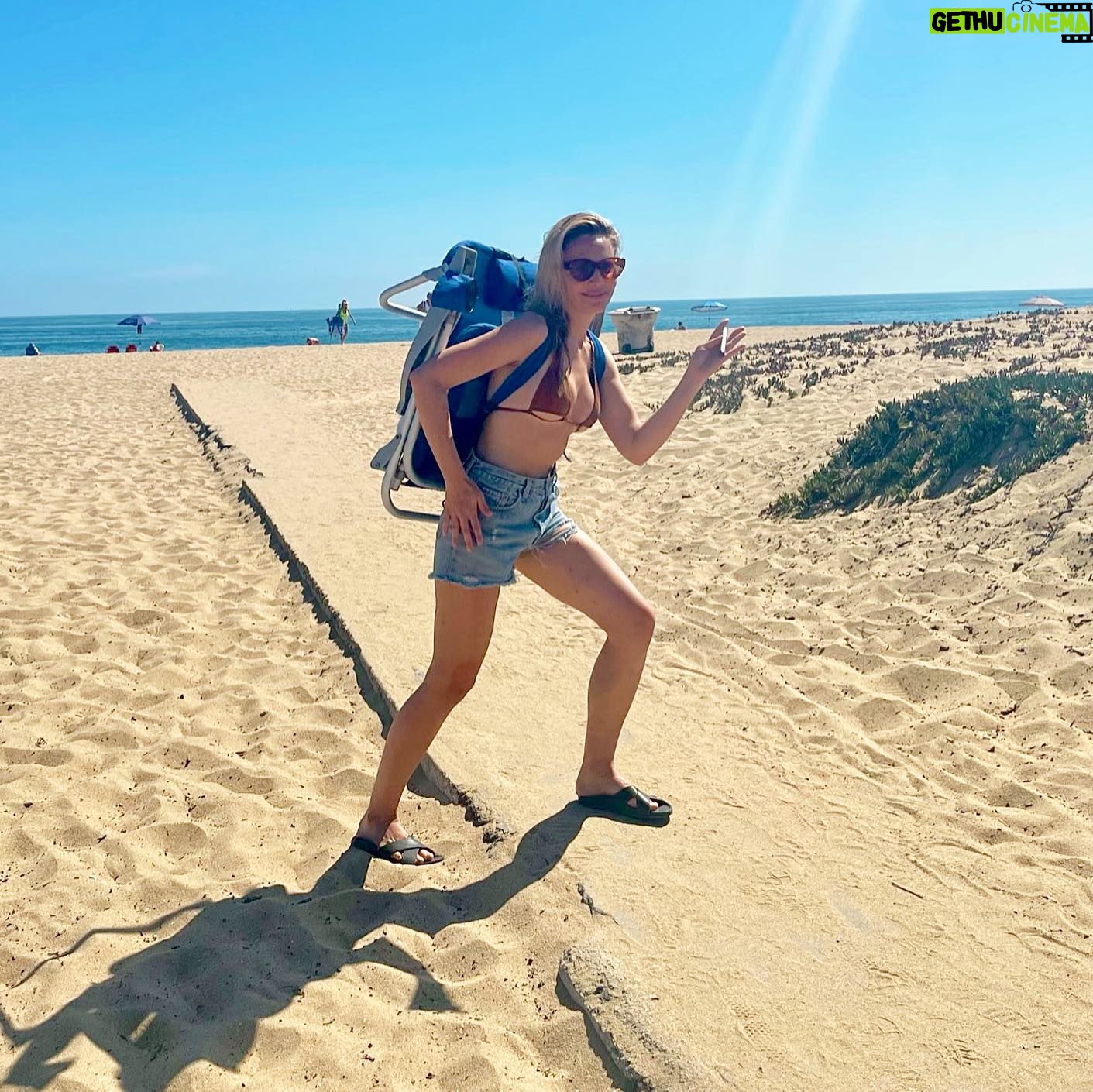 Leah Pipes - 11.1K Likes - 👣