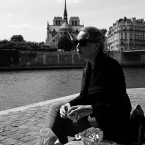 Leah Pipes Instagram - Je suis Paris