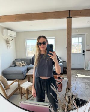 Leah Pipes Instagram - Desert times.