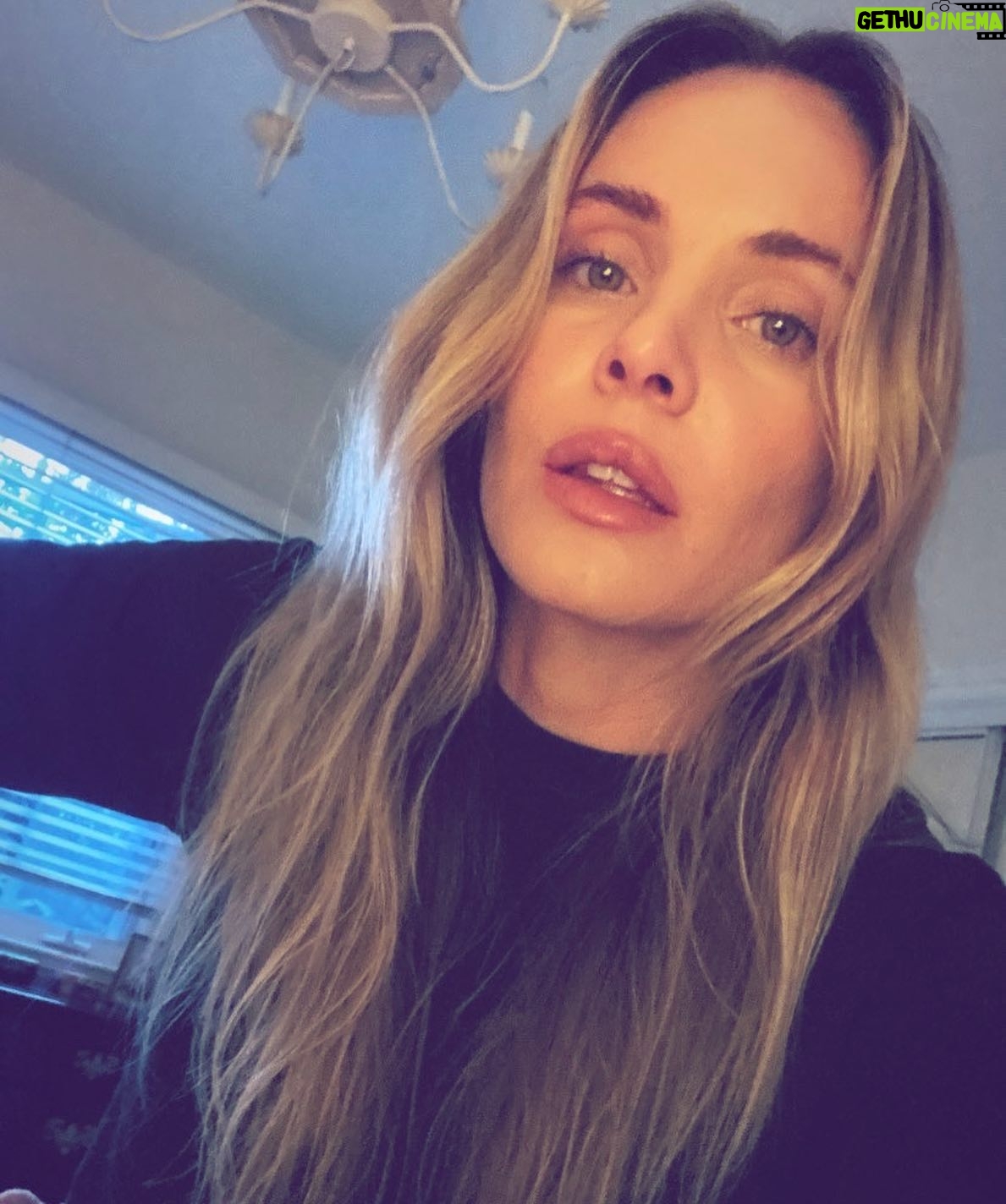 Leah Pipes - 12.8K Likes - “Cause we’re worth it too.” -L’Oréal Kids
