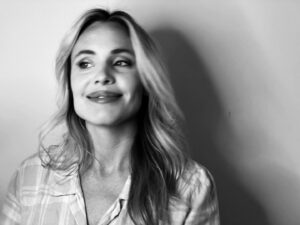 Leah Pipes Instagram - 😏