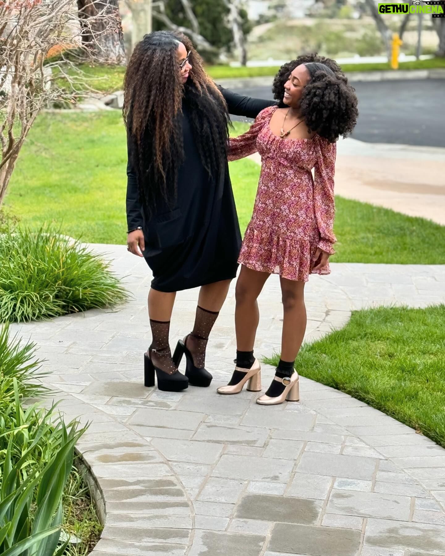 Leah Sava Jeffries Instagram - The LEAH’s #theleahs #motherslove#mommyanddaughter #eastersunday