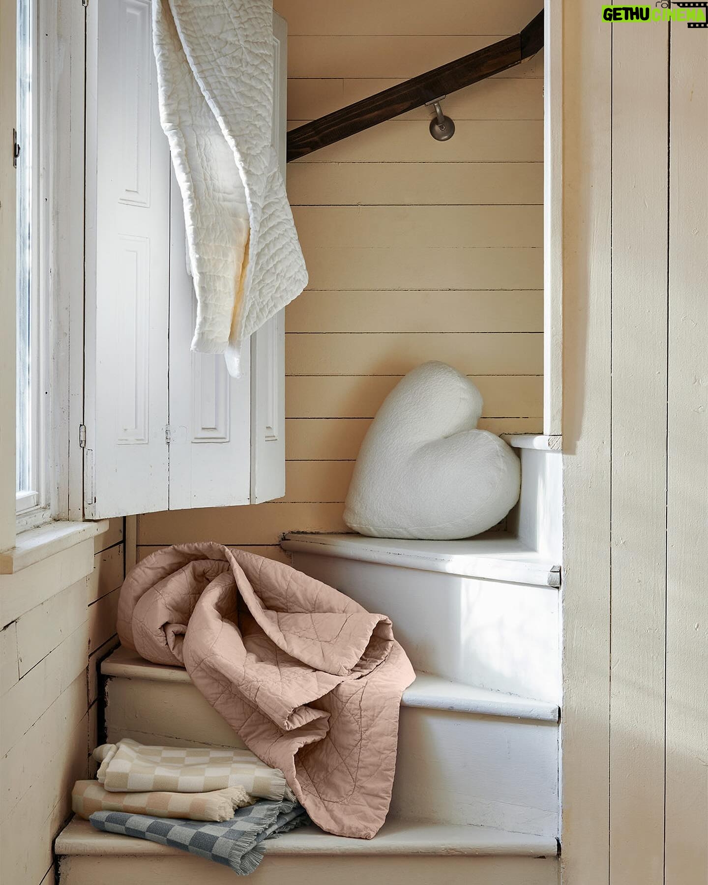 Leanne Ford Instagram - For you mommas and papas! My new @crateandkids collection—it is everything my daughter wishes her nursery had looked like… timeless, vintage-inspired pieces for a sweet (sweeter than usual for me!) and cozy space. Swipe to see it all.➡️ #LeanneFord #NurseryInspo #NurseryDesign