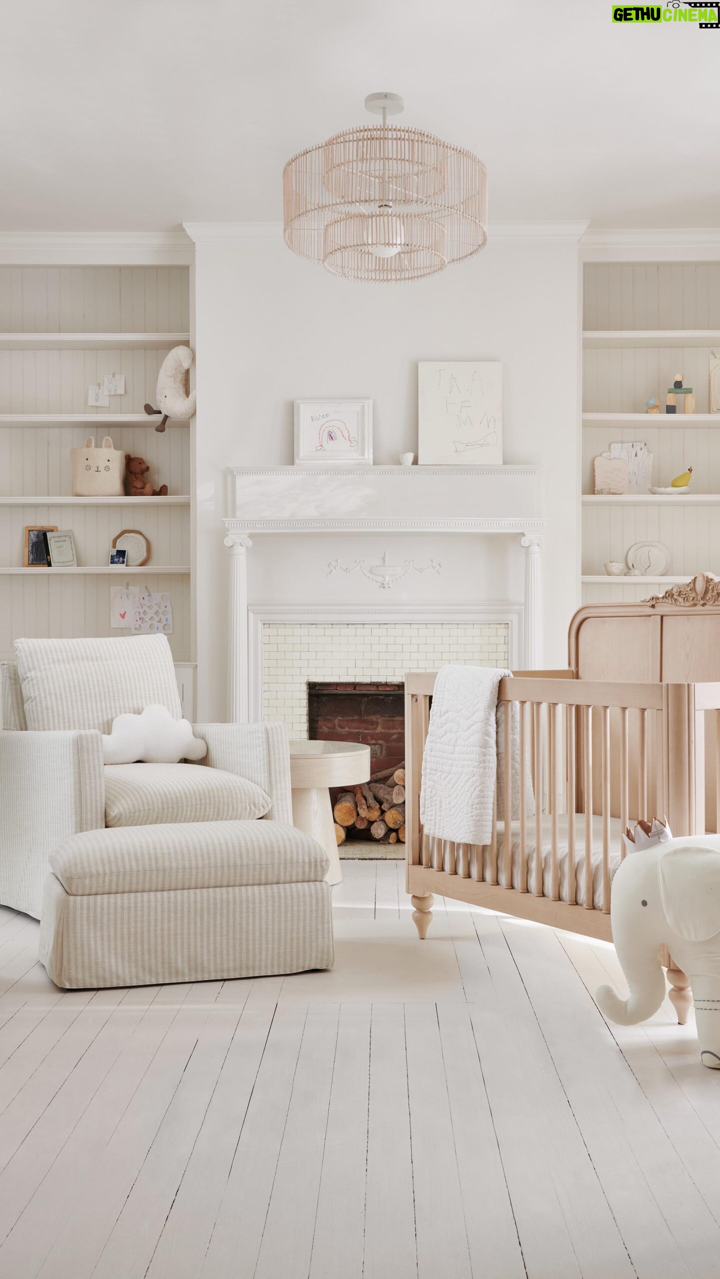 Leanne Ford Instagram - Meet The Lennox Crib!!! It’s everything I wish I had when designing my daughter’s nursery 🤍 It’s girly in all the best ways but still simple and classic. // #leanneforcrateandkids shot by @amyneunsinger and styled by @hilaryrobertson #LeanneForCrate #kidsbedroom #nursery #nurserydecor