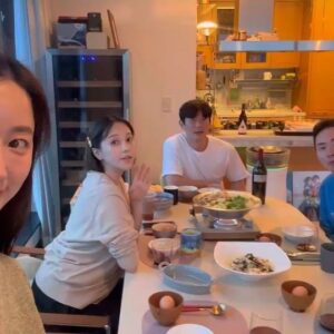 Lee Ayumi Instagram - 좋은사람들과 맛난거 먹으면서 좋은시간 보내기🌸
이이상의 태교가 있을깡?💕 덕분에 저도 복가지도
정~~말 편하고 행복한 시간을 보냈어용~😍 
이날이후로 혜빈언니가 준 육아책 읽고 열공중인 내 남편 ㅋㅋ아주 죠아 

気兼ねない友人達と美味しい物を頂きながら過ごす、楽しい時間
これ以上の胎教はないと思う😝本当に幸せな時間でした💕
この日以降、頂いた育児本で猛勉強中の旦那くん。
その調子でお願いしまーす。笑

#두번째영상싸이렌소리 아님 ㅋㅋㅋㅋㅋㅋ😂