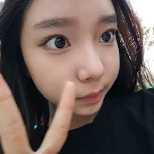 Lee Go-eun Instagram - 📖화이팅~♡
모두들 좋은결과 있기를~~^-^

#가장최근사진