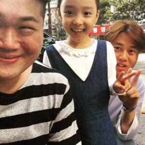 Lee Go-eun Instagram - 2016-2023현재.  8년차 
장기근속배우 ~🤣
10년차에 표창장 준비해주세요🫡
삼촌키 반토막 만했는데 많이 컸네 .

이모삼촌들 사랑으로 잘자라고 있습니다 : )