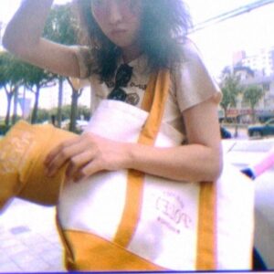 Lee Han-byeol Instagram - 💛🧸💛