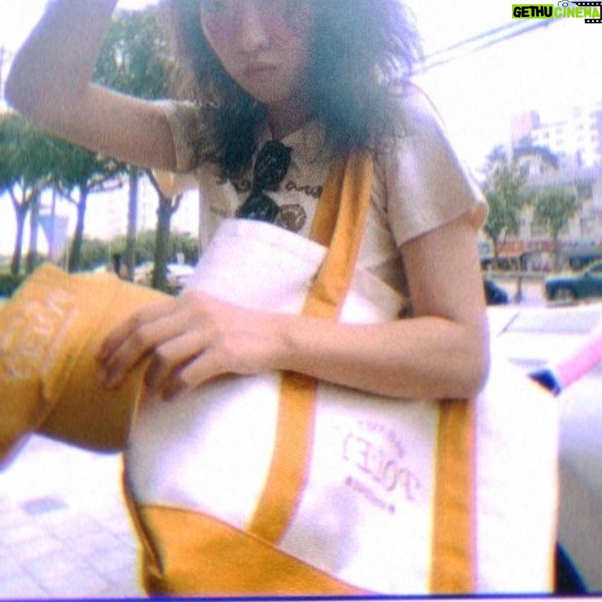 Lee Han-byeol - 9.4K Likes - 💛🧸💛