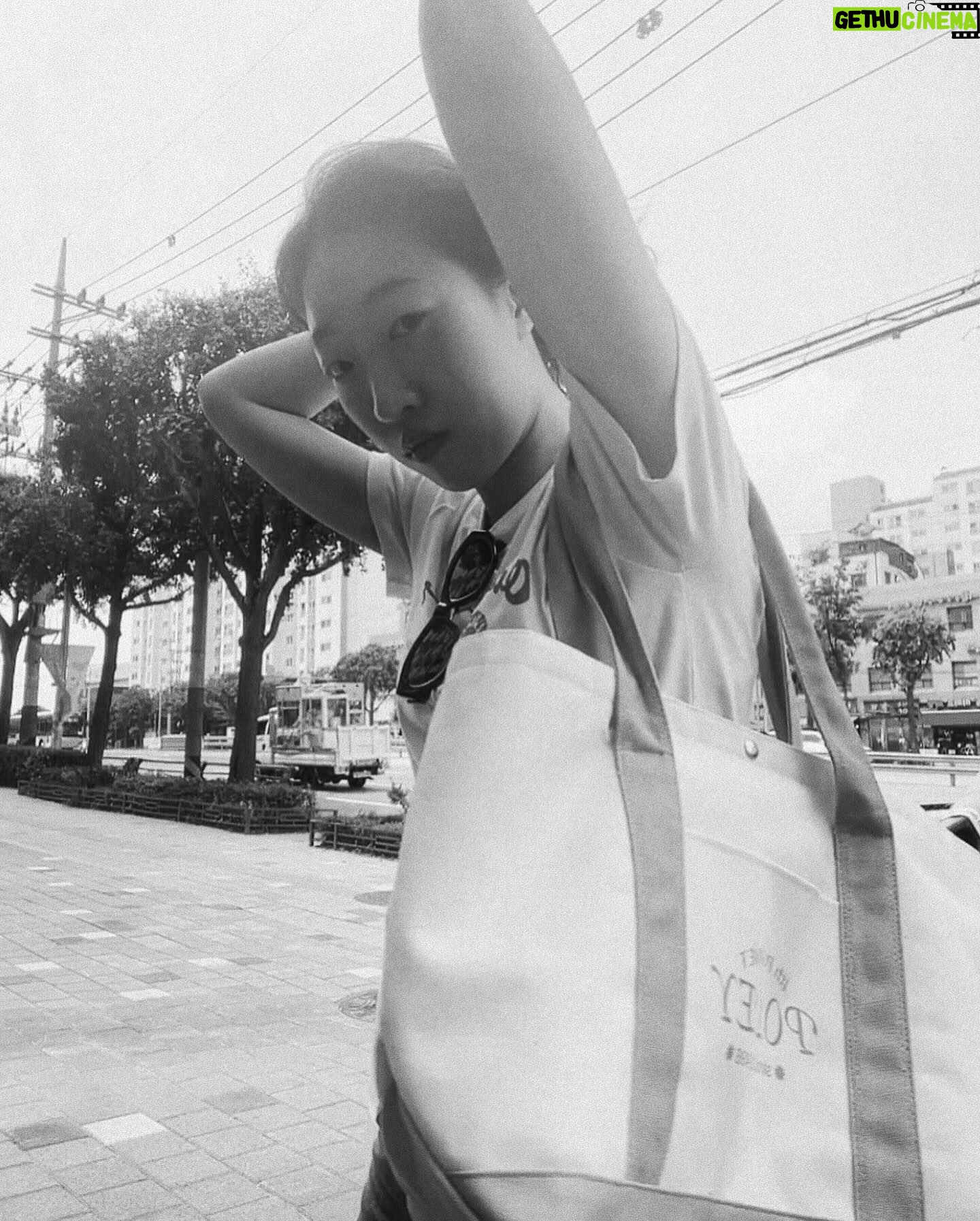 Lee Han-byeol - 9.4K Likes - 💛🧸💛