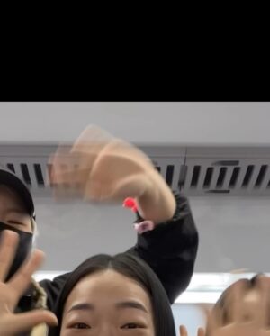 Lee Han-byeol Instagram - 2년만에 찾은 모미 만들기
