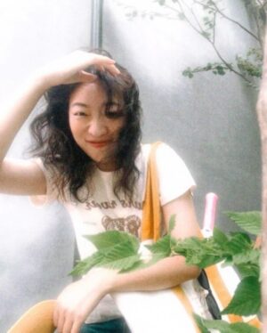 Lee Han-byeol Instagram - 💛🧸💛