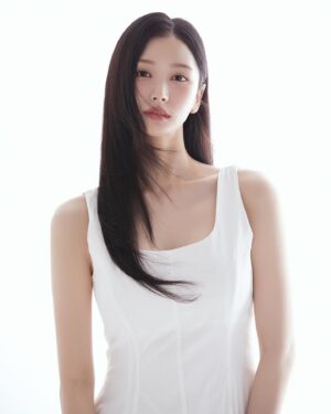 Lee Hwa-Kyum Instagram - 