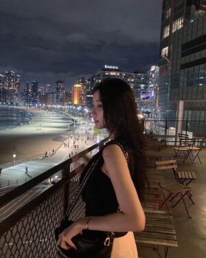 Lee Hwa-Kyum Instagram - 