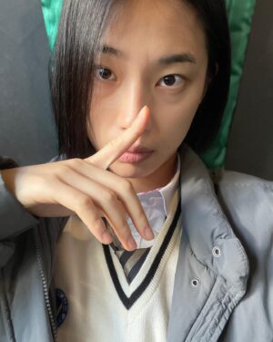 Lee Jin-ha Instagram - 근셀털